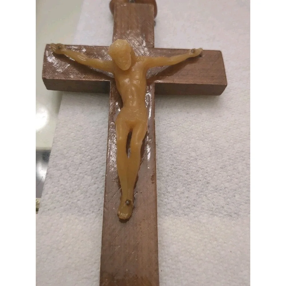 Antique Vintage Wood Rosary Resin Or Plastic Christ, Brown Beads Probably Acorns